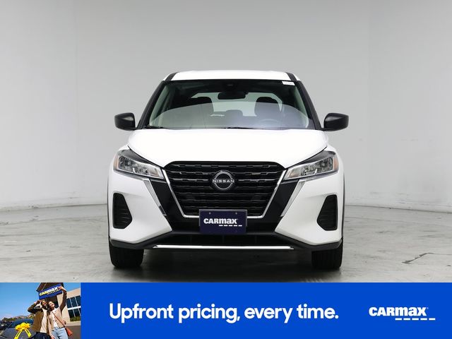 2022 Nissan Kicks S
