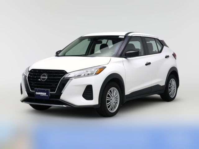 2022 Nissan Kicks S