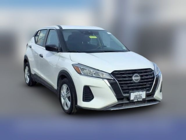 2022 Nissan Kicks S