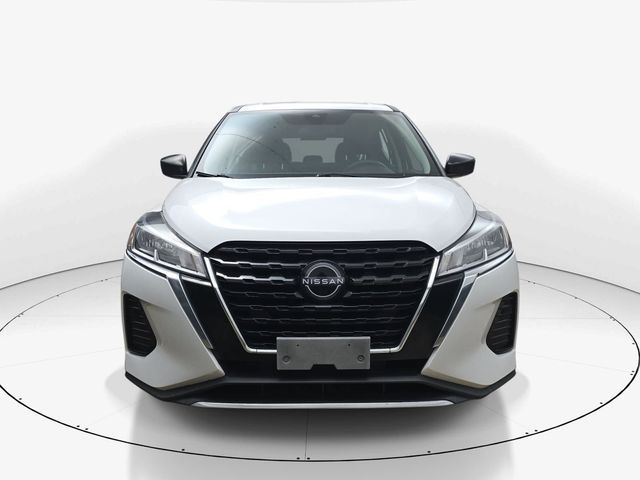 2022 Nissan Kicks S