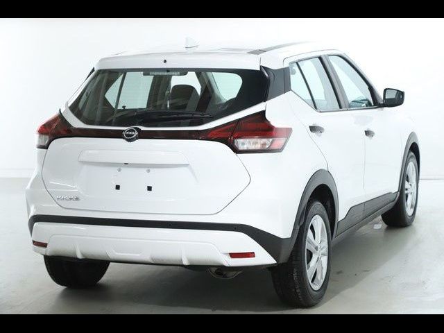 2022 Nissan Kicks S