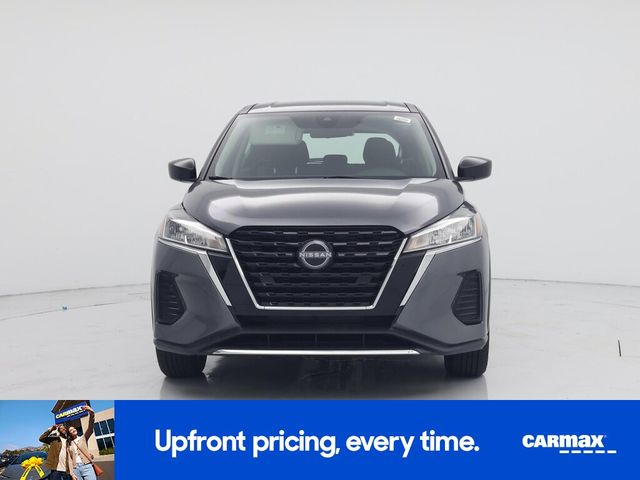 2022 Nissan Kicks S