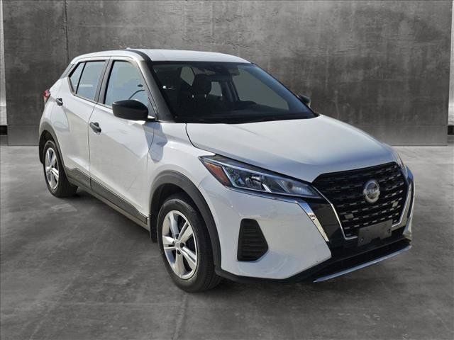 2022 Nissan Kicks S