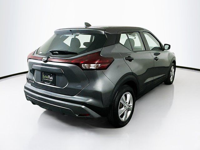 2022 Nissan Kicks S