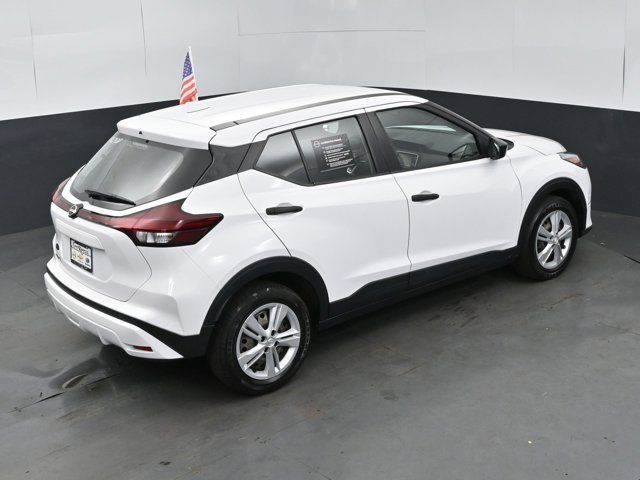 2022 Nissan Kicks S