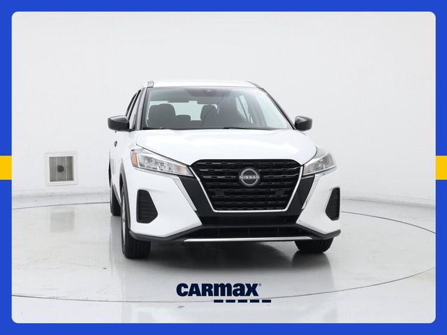 2022 Nissan Kicks S