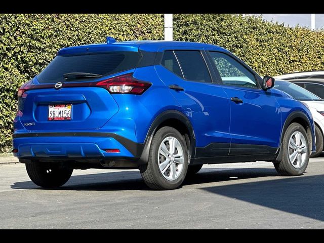 2022 Nissan Kicks S