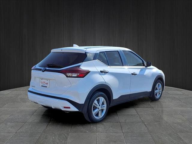 2022 Nissan Kicks S