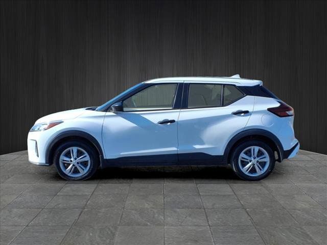 2022 Nissan Kicks S