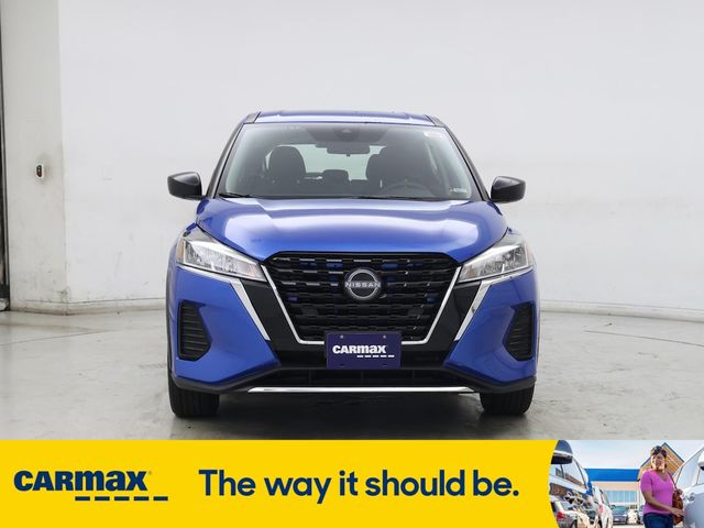 2022 Nissan Kicks S