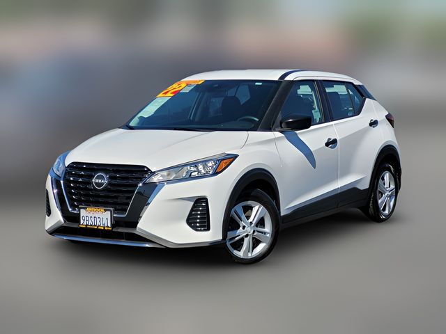 2022 Nissan Kicks S