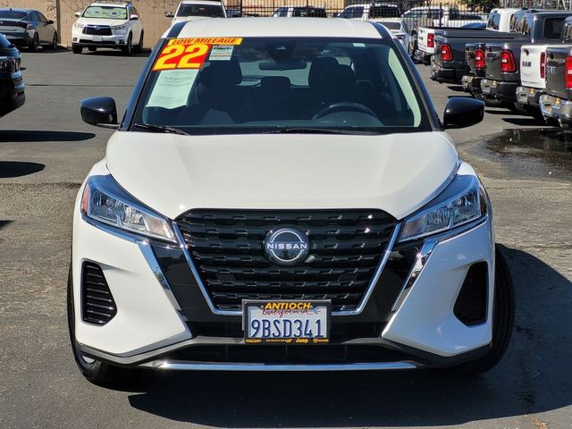 2022 Nissan Kicks S