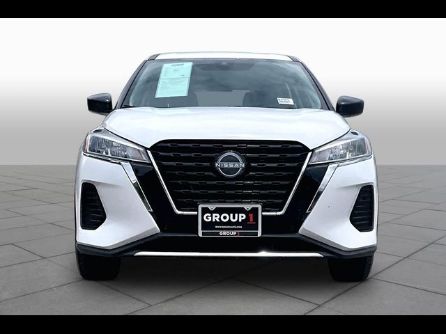 2022 Nissan Kicks S