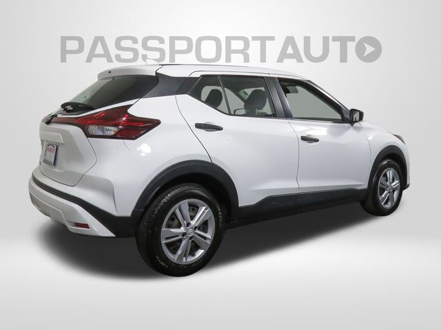 2022 Nissan Kicks S