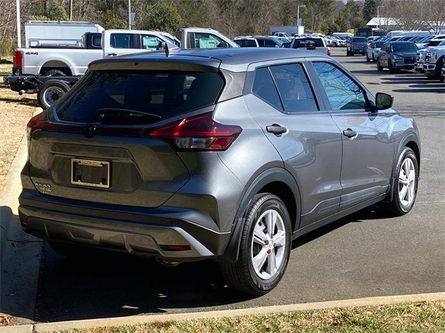 2022 Nissan Kicks S