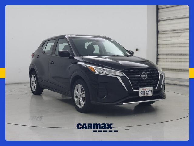2022 Nissan Kicks S