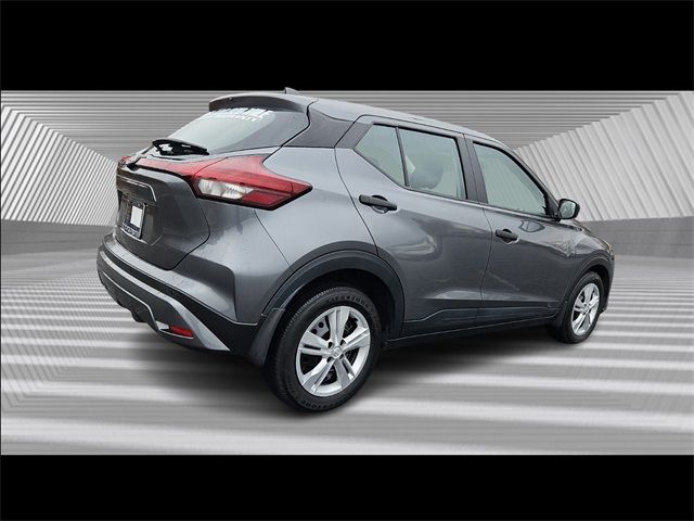 2022 Nissan Kicks S