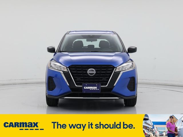 2022 Nissan Kicks S