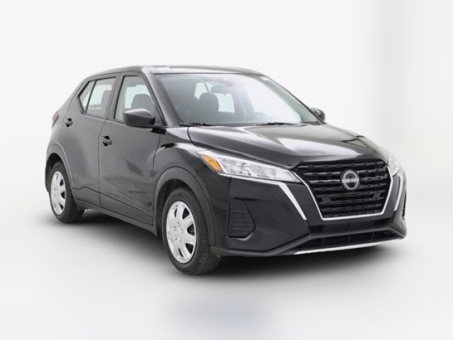 2022 Nissan Kicks S