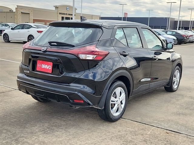 2022 Nissan Kicks S