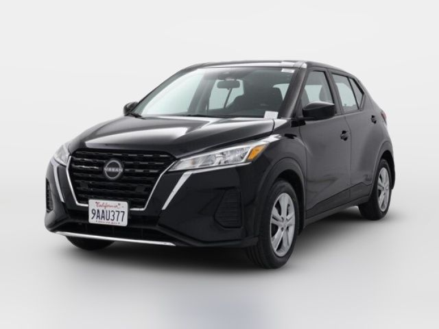 2022 Nissan Kicks S