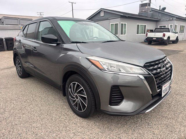 2022 Nissan Kicks S