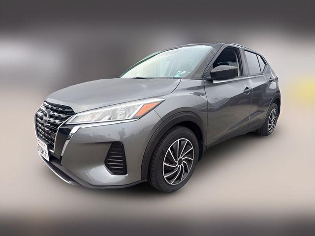 2022 Nissan Kicks S