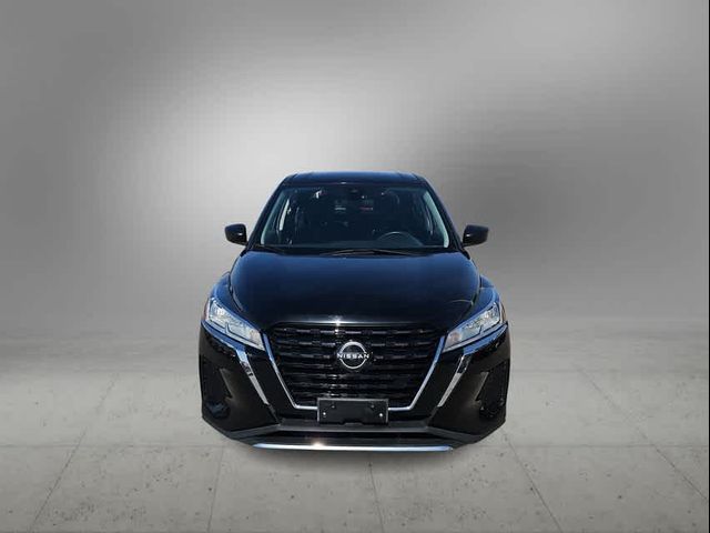 2022 Nissan Kicks S