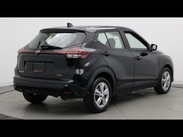 2022 Nissan Kicks S