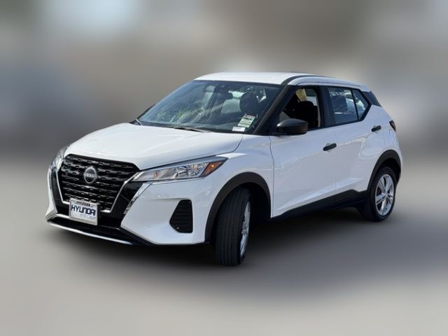2022 Nissan Kicks S