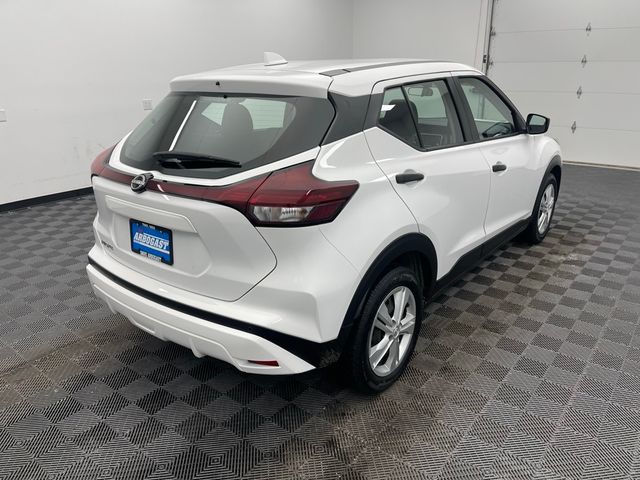 2022 Nissan Kicks S