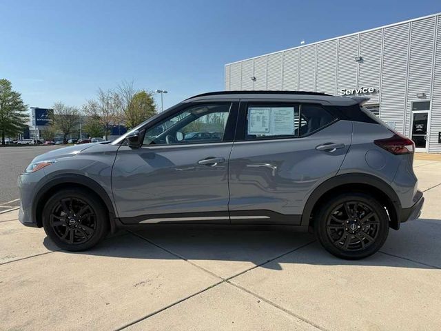 2022 Nissan Kicks SR
