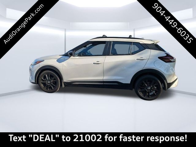 2022 Nissan Kicks SR