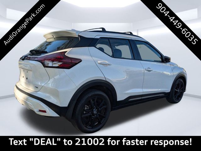 2022 Nissan Kicks SR