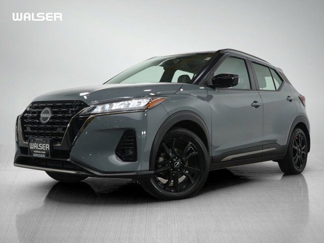 2022 Nissan Kicks SR