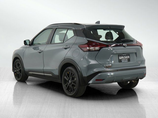 2022 Nissan Kicks SR