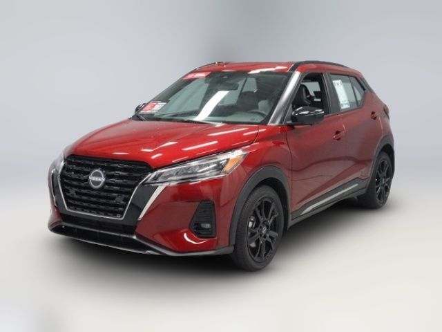2022 Nissan Kicks SR