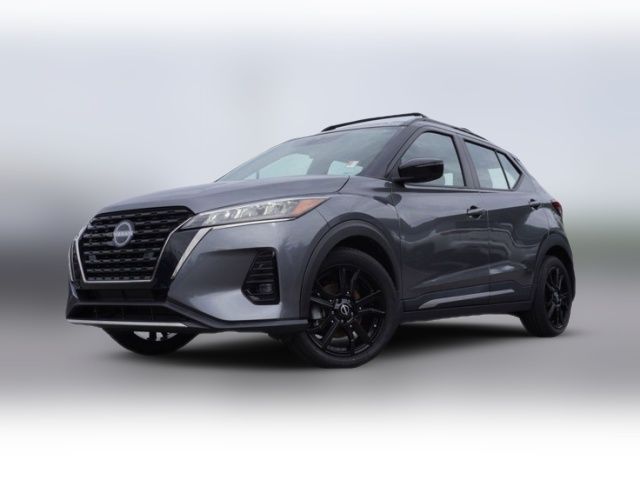 2022 Nissan Kicks SR