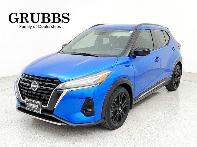 2022 Nissan Kicks SR