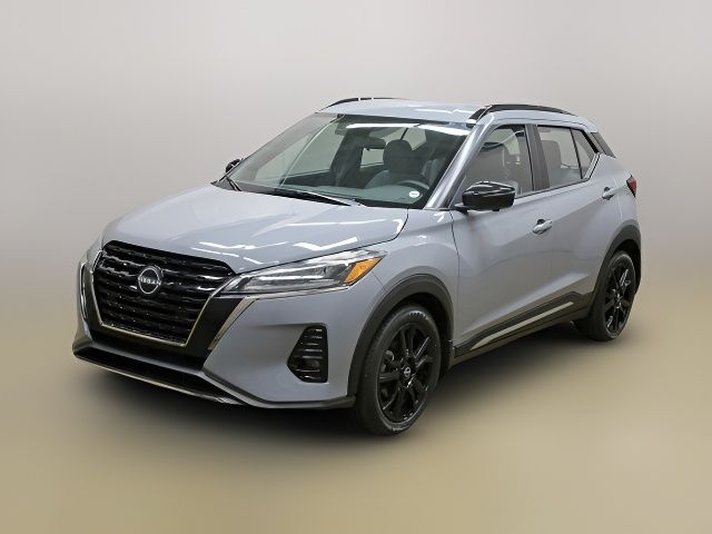 2022 Nissan Kicks SR