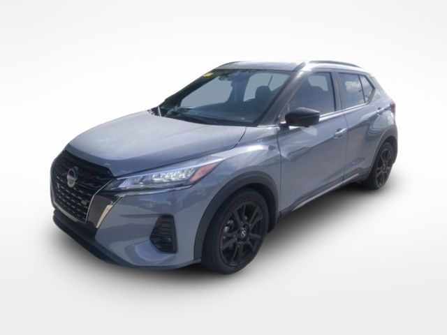 2022 Nissan Kicks SR