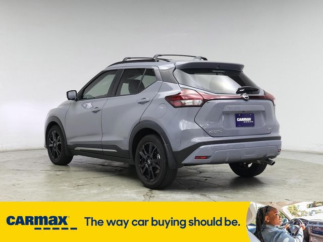 2022 Nissan Kicks SR