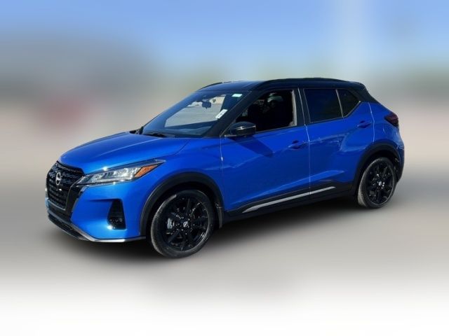 2022 Nissan Kicks SR