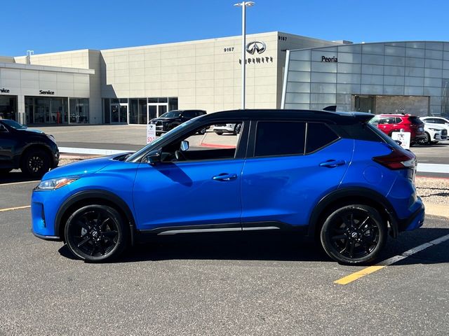 2022 Nissan Kicks SR