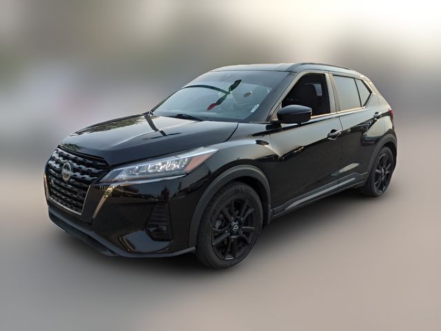 2022 Nissan Kicks SR