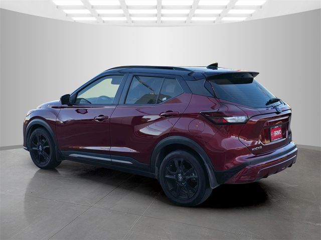 2022 Nissan Kicks SR