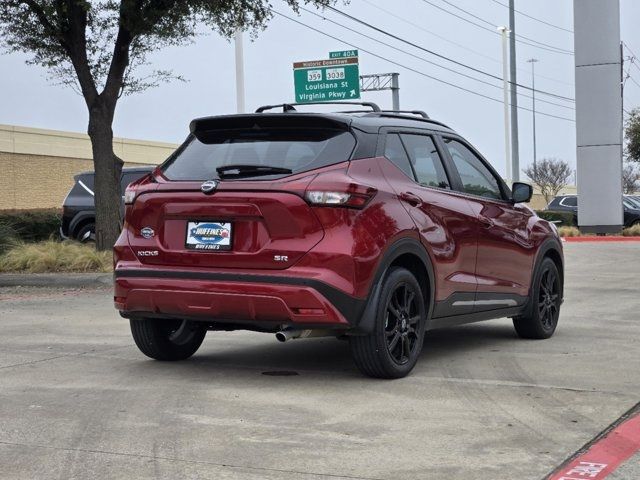 2022 Nissan Kicks SR