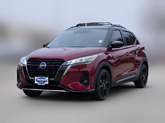 2022 Nissan Kicks SR