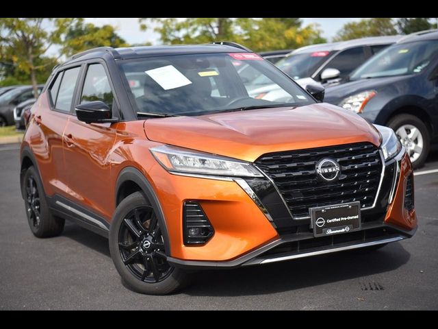 2022 Nissan Kicks SR