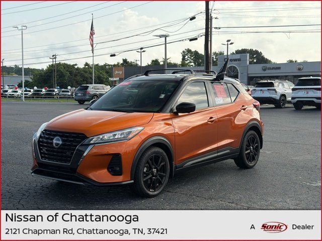 2022 Nissan Kicks SR